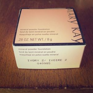 Mary Kay mineral powder foundation